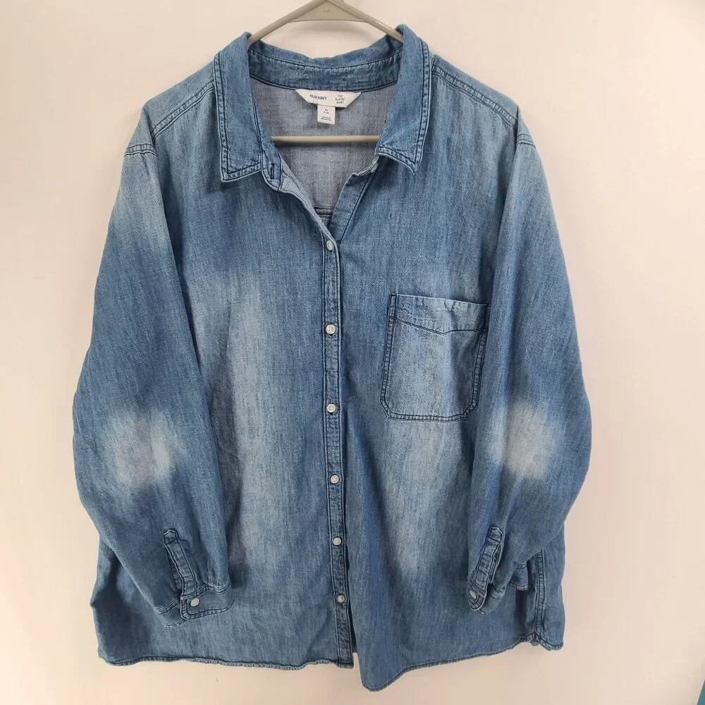 Old Navy Blue Denim Button Down Shirt - Picture 1 of 6